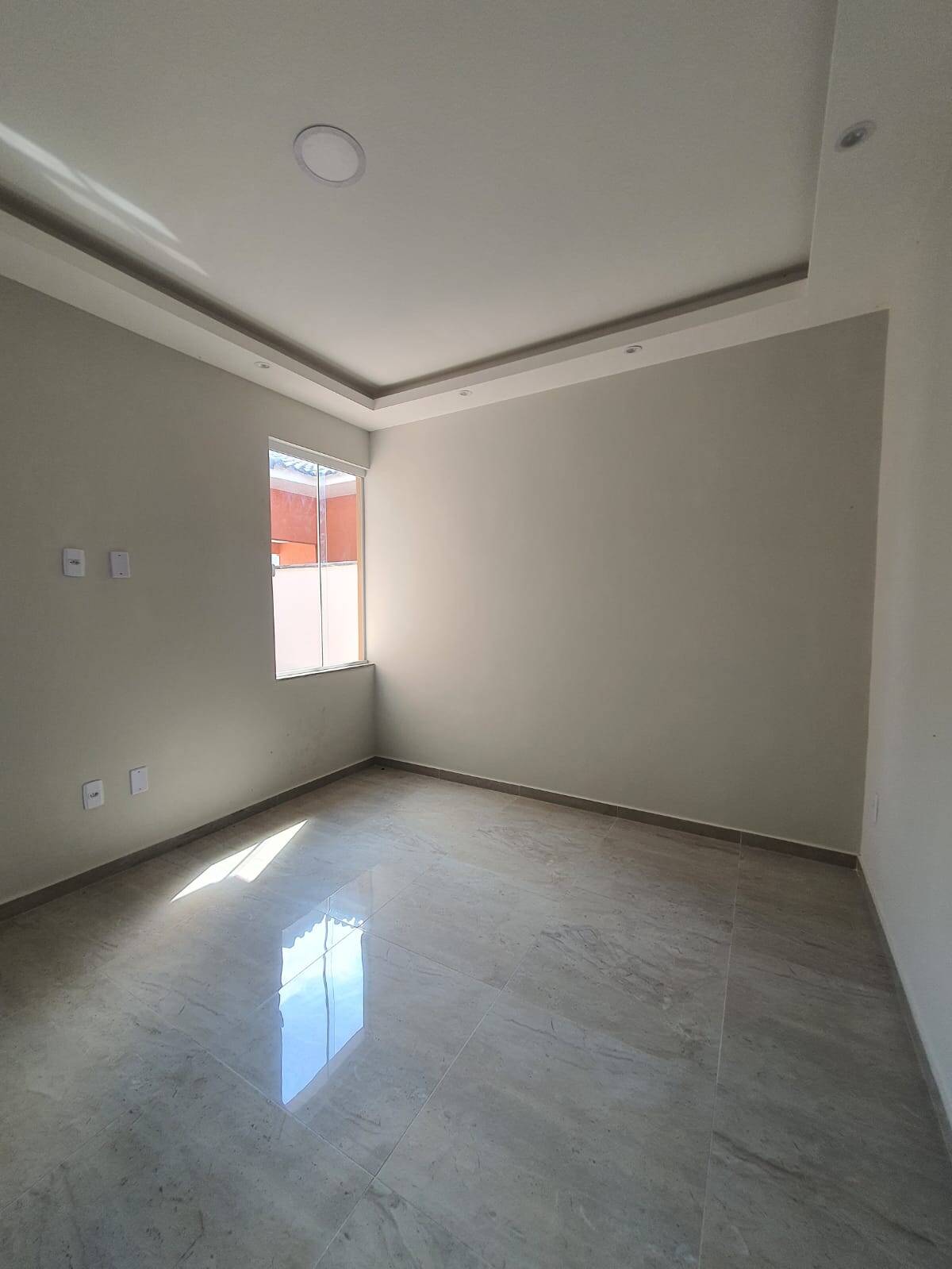 Casa à venda com 3 quartos, 107m² - Foto 9