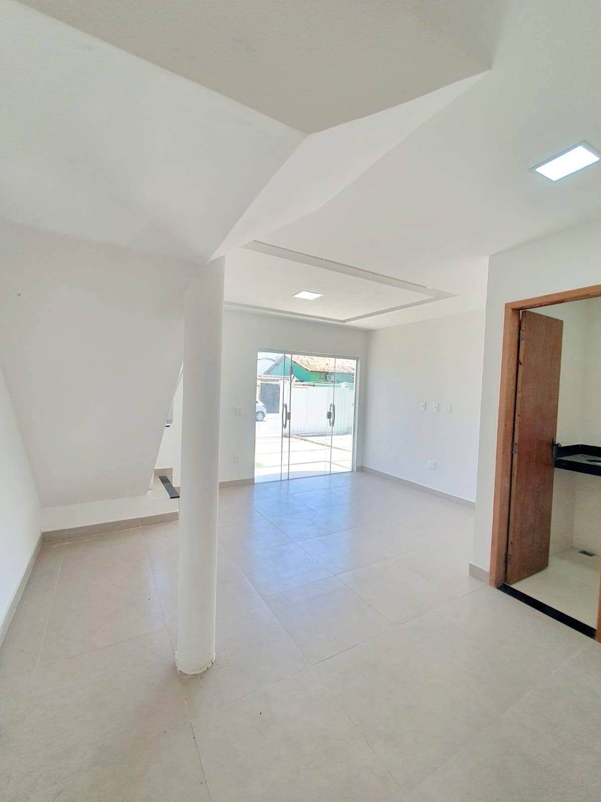 Casa à venda com 2 quartos, 100m² - Foto 4