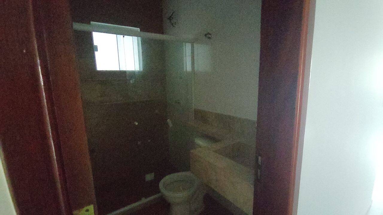 Casa à venda com 3 quartos, 240m² - Foto 11