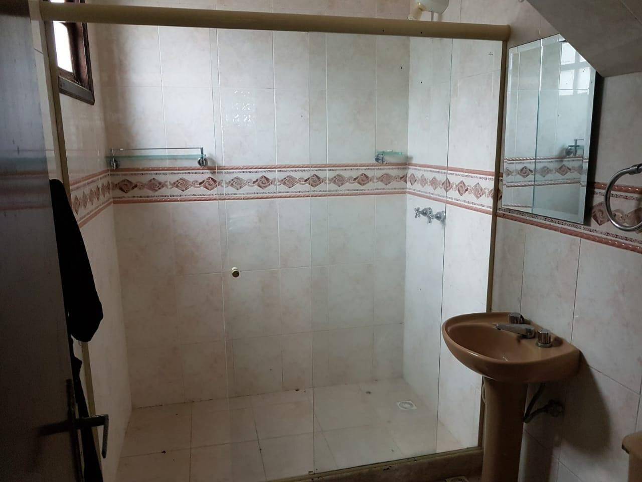 Casa à venda com 3 quartos, 600m² - Foto 12