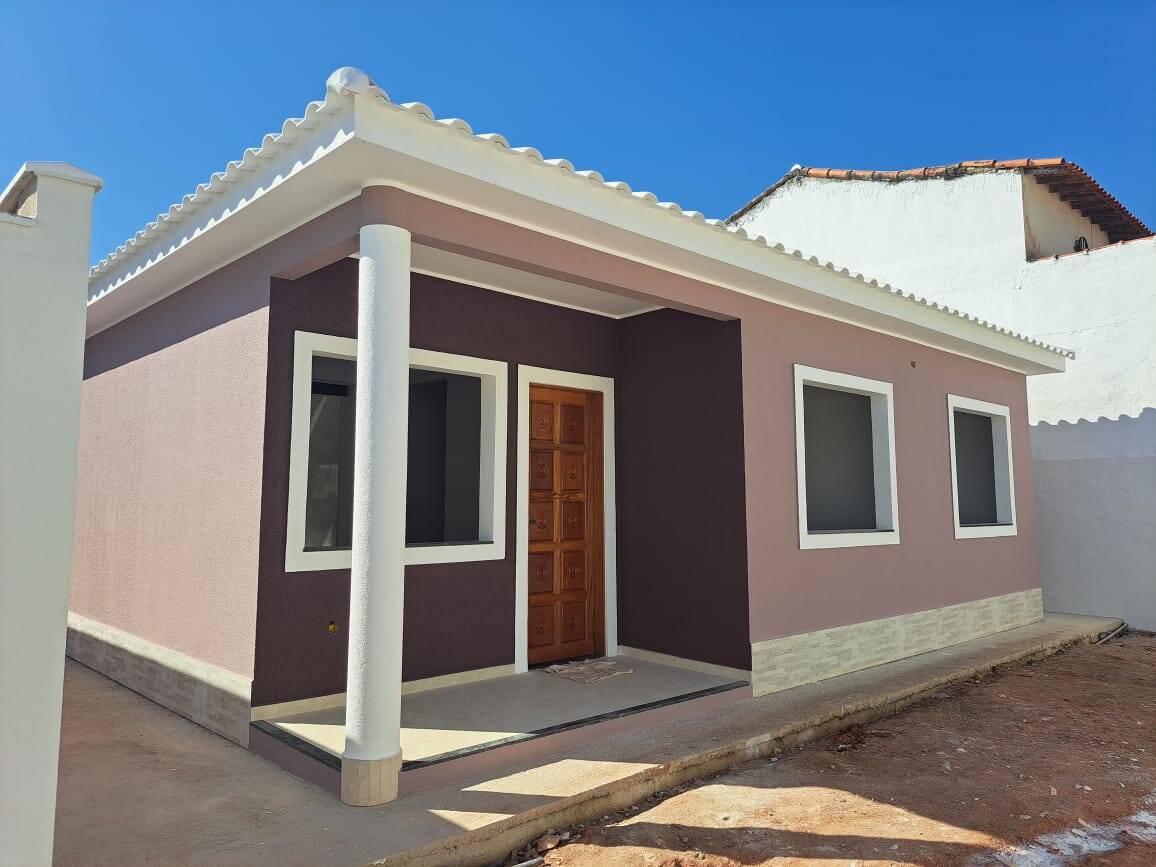 Casa à venda com 3 quartos, 440m² - Foto 1